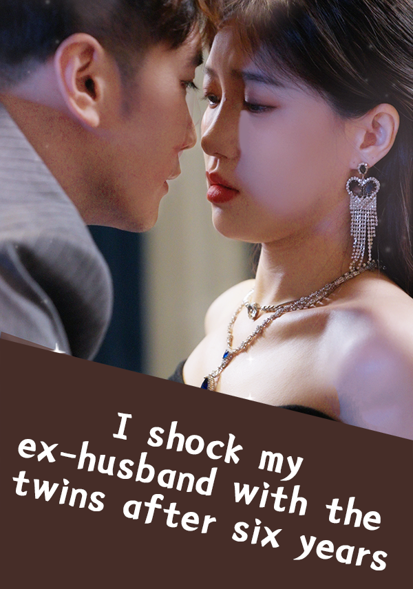I shock my ex-husband with the twins after six years